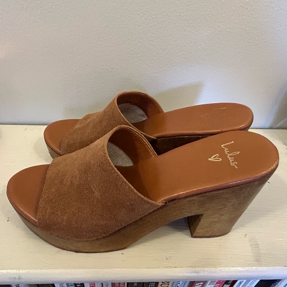 Suede Clogs 🤎 - Picture 3 of 4